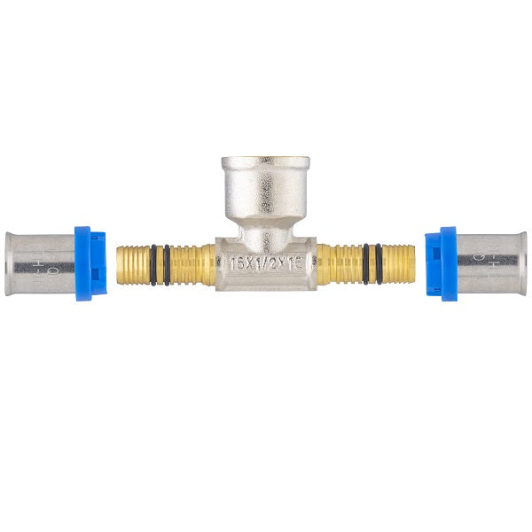 zoom en los componentes: manguito de acero inoxidable y doble junta tórica en la boquilla